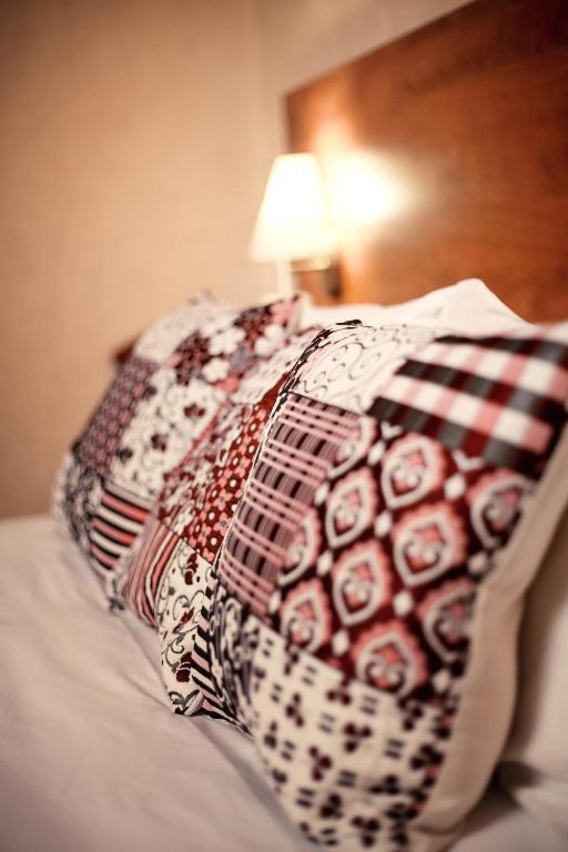 Au Feu De Bois Hotel Amou Quarto foto